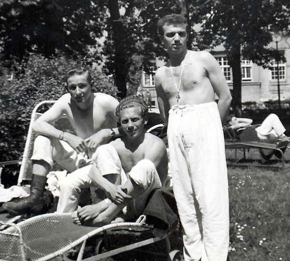 Munich, Germany 98 General Hospital, May 1946. My grandfather is to the left.