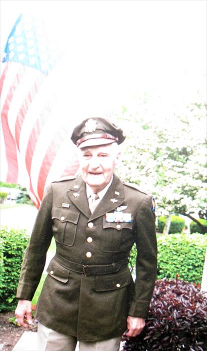 Robert E Arn in his uniform at the age of 86.